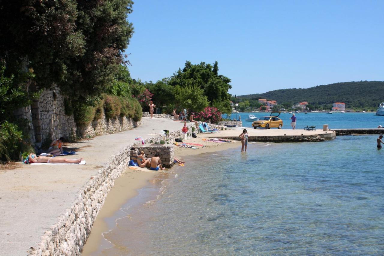 Apartments By The Sea Kampor, Rab - 5037 מראה חיצוני תמונה